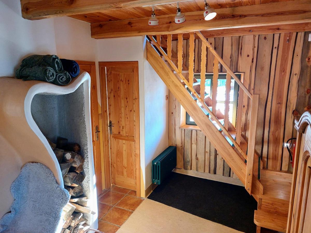 Chalet Boruvka - Biofarma Na Samote V Lesich Benesov  المظهر الخارجي الصورة