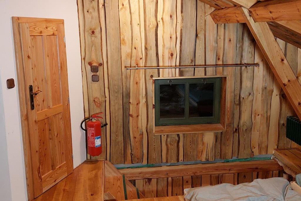 Chalet Boruvka - Biofarma Na Samote V Lesich Benesov  المظهر الخارجي الصورة